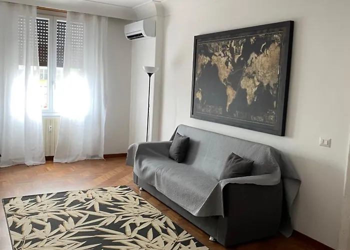 La Casa Di Ester Three-room Apartment Rome